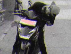 Petaka Benang Layangan di Karawang, Seorang Pria Tewas Terluka Parah di Leher.