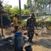 Bangun Fasilitas MCK, Babinsa Desa Binangun Gotong Royong Bantu Warga Demi Tingkatkan Sanitasi Lingkungan