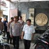Pastikan Ibadah Aman dan Khidmat, Kapolres Jakbar Tinjau Pelayanan Pengamanan Gereja