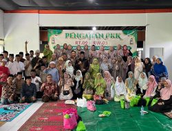 Pengajian Rutin PKK RW 03 Jemurwonosari Jadi Momentum Perkuat Kebersamaan dan Nilai Religius