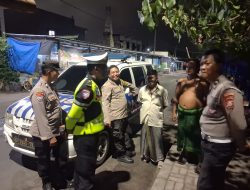 Antisipasi Banjir Rob, Polres Pelabuhan Tanjung Perak Gencarkan Sosialisasi dan Imbauan di Kawasan Pesisir Surabaya