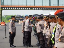 2699 Personel Gabungan Polrestabes Surabaya Amankan Derby Jatim Persebaya vs Persik di Gelora Bung Tomo
