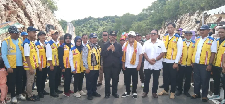 Ridwan Bae Resmikan Program Labungkari Samentaeno Di Buton Tengah 768x354