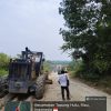 Perbaikan Jalan Utama Menuju Kantor Camat Tapung Hulu Dimulai, Warga Tiga Desa Sambut Gembira