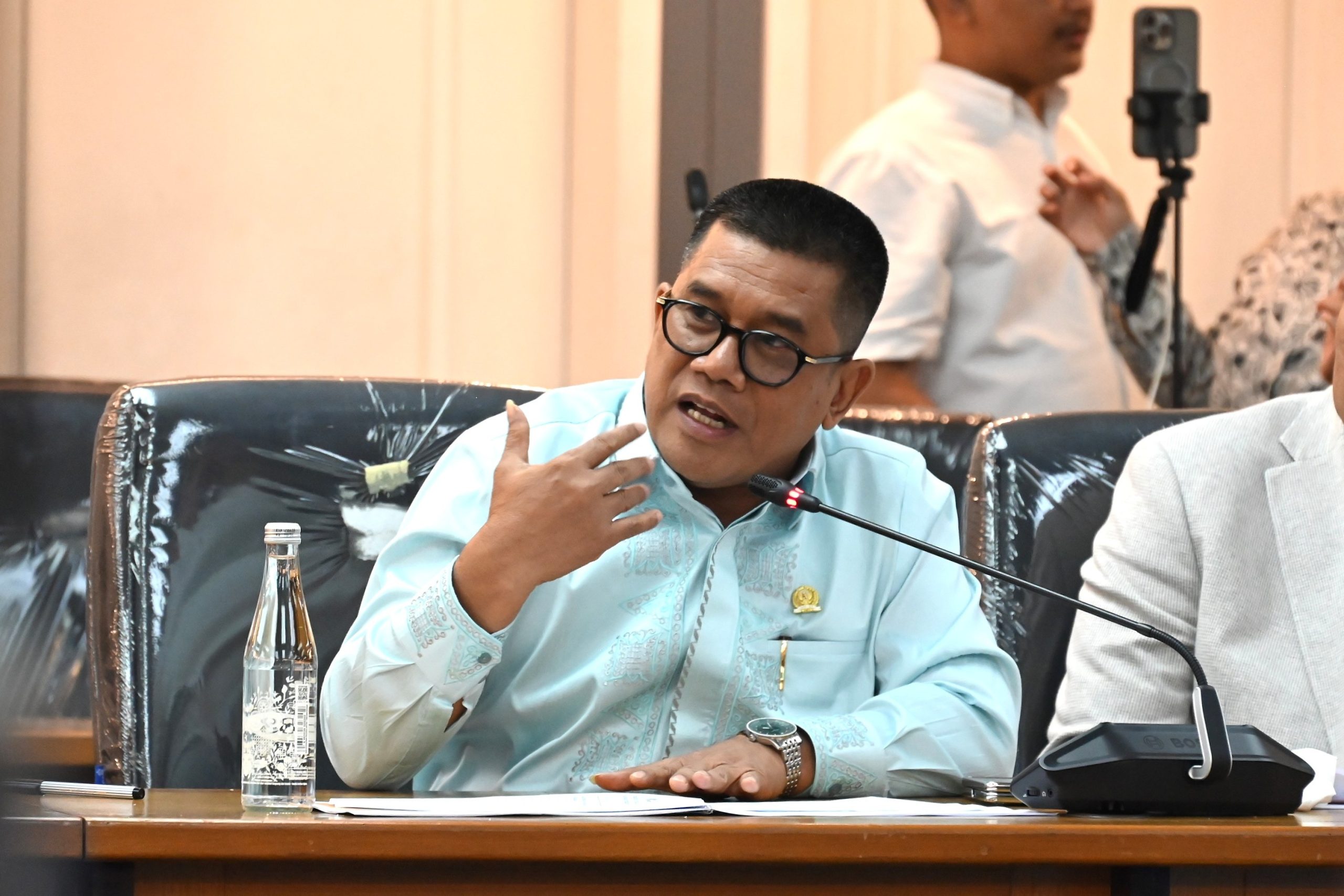 Muslim Ayub Rapat Kerja Komisi Xiii Dpr Ri Bersama Menteri Hukum Mente20260618091116