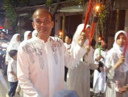Sambut 1 Muharram 1448 H, Warga RT 01 Gelar Pawai Obor dan Doa Bersama Libatkan Yatim Al Mahabbah