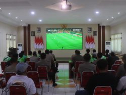 Polres Probolinggo Perkuat Silaturahmi, Ajak Mahasiswa dan Komunitas Ojol Nobar Piala Dunia