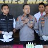 Polres Malang Amankan Dua Pemuda Bawa Sajam Saat Penyekatan Malam 1 Suro