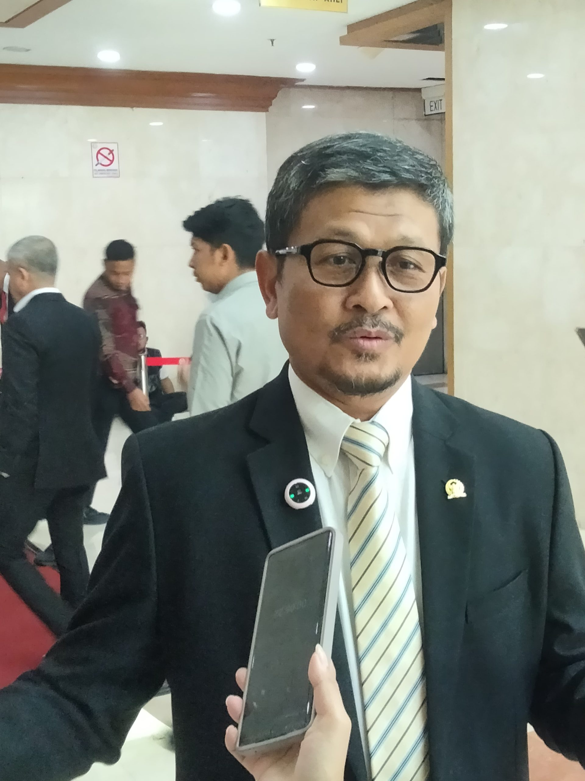 Anggota Komisi XI DPR RI Amin Ak: Target Pertumbuhan Ekonomi Harus Ditopang Kebijakan yang Menggerakkan Ekonomi Rakyat