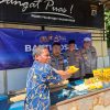 Peringati Hari Bhayangkara ke-80, Polsek Pabean Cantikan Bagikan Sembako untuk Warga dan Jukir