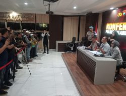 Kurir Sabu Residivis Ditangkap, Satresnarkoba Polres Pelabuhan Tanjung Perak Gagalkan Peredaran 12,18 Gram Shabu di Surabaya