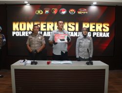 Polres Pelabuhan Tanjung Perak Bongkar Jaringan Sabu, Kurir Gunakan Aplikasi Zangi Terima Perintah Bandar. 