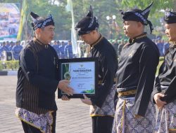 Dinilai Berdedikasi Jaga Kondusivitas, Polres Madiun Raih Penghargaan dari Bupati
