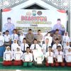 Kapolres Jombang Serahkan Beasiswa kepada Putra-Putri Pegawai Negeri Pada Polri Berprestasi