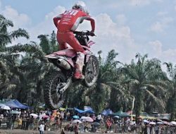 Grand Final RAC Series 2026 Meriahkan HUT Bhayangkara ke-80, Ribuan Penonton Padati Sirkuit Aishiteru Kampar