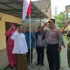 Serentak Jelang HUT RI Ke-81, Polsek Bangil Kerahkan Personel Bersama Tiga Pilar Bangkitkan Nasionalisme Lewat Gerakan Bendera Merah Putih