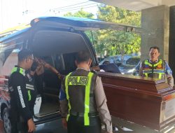 DVI Polda Jatim Serahkan Jenazah Kelima Korban KM Mutiara Sentosa II