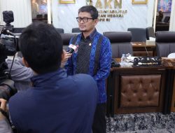 Rupiah Terus Tertekan, Amin Ak Minta Pemerintah dan BI Bekerja Kompak